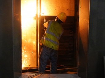 贵港市首个超长期国债电梯换新项目开工