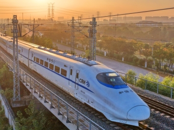 全国铁路10月11日起实行新的列车运行图